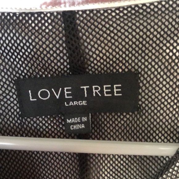 Metallic Silver Pullover - Picture 3 of 3